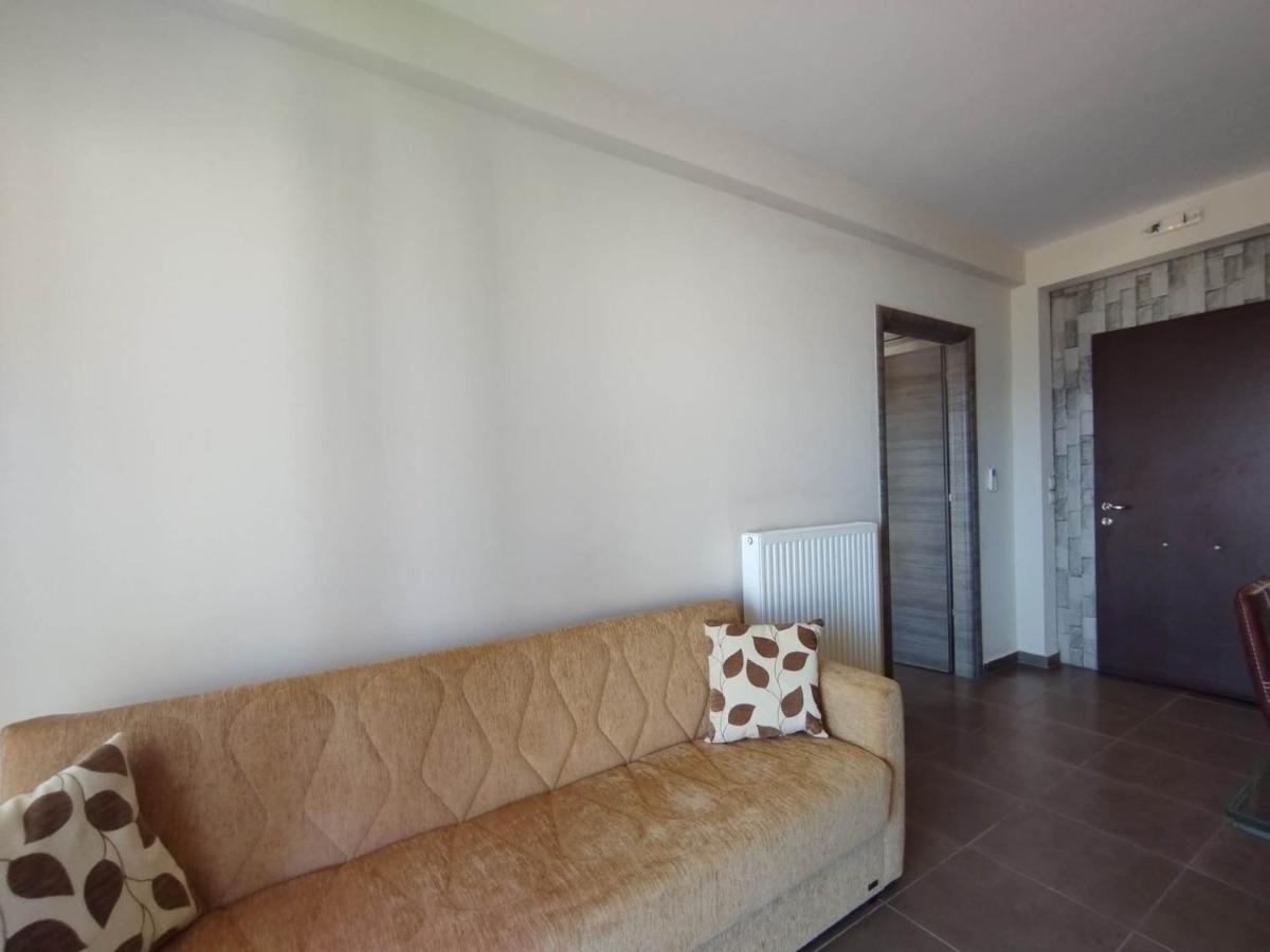 Angelos Apartments 카라보밀로스 외부 사진