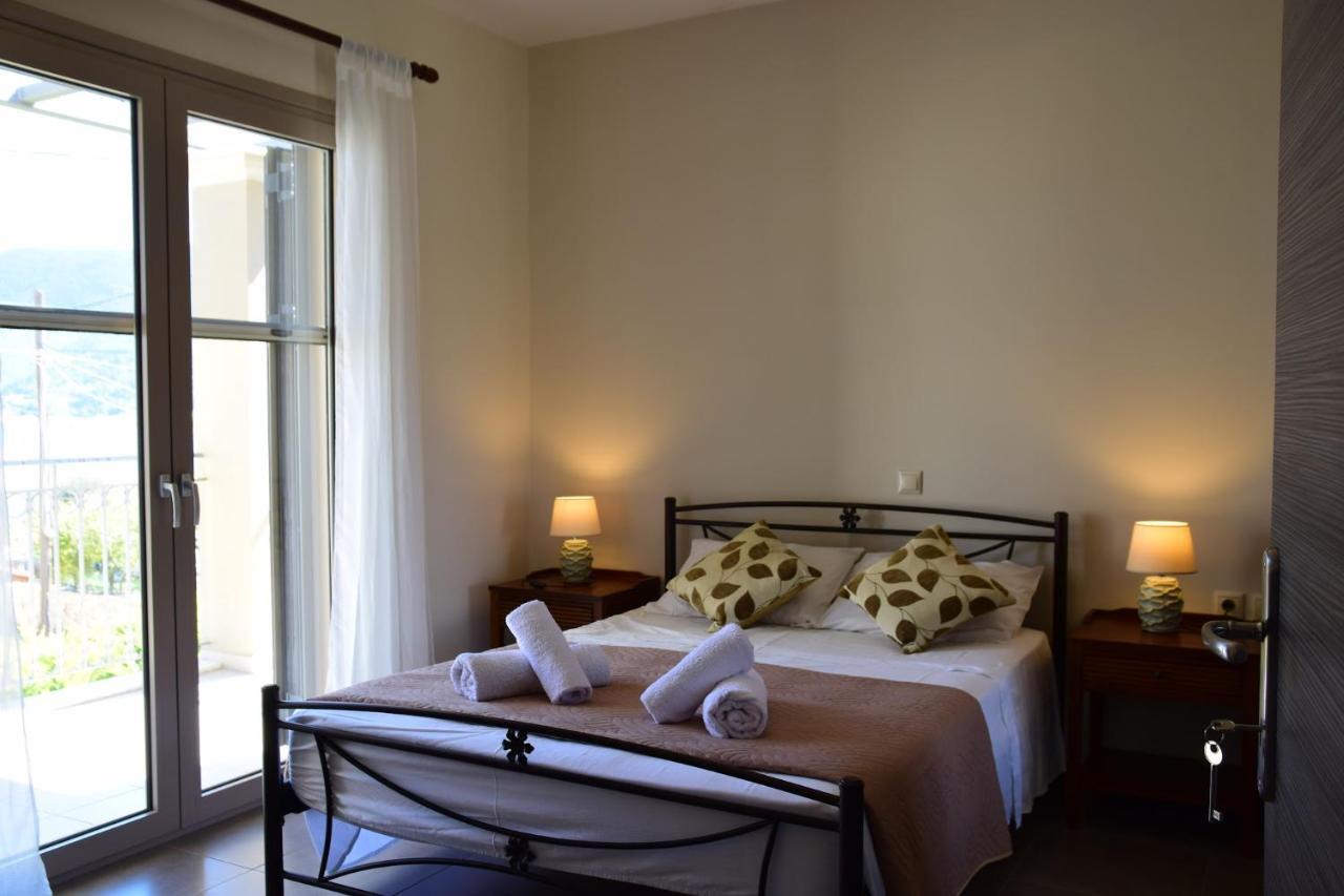 Angelos Apartments 카라보밀로스 외부 사진